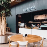 Regal Burger Harfa