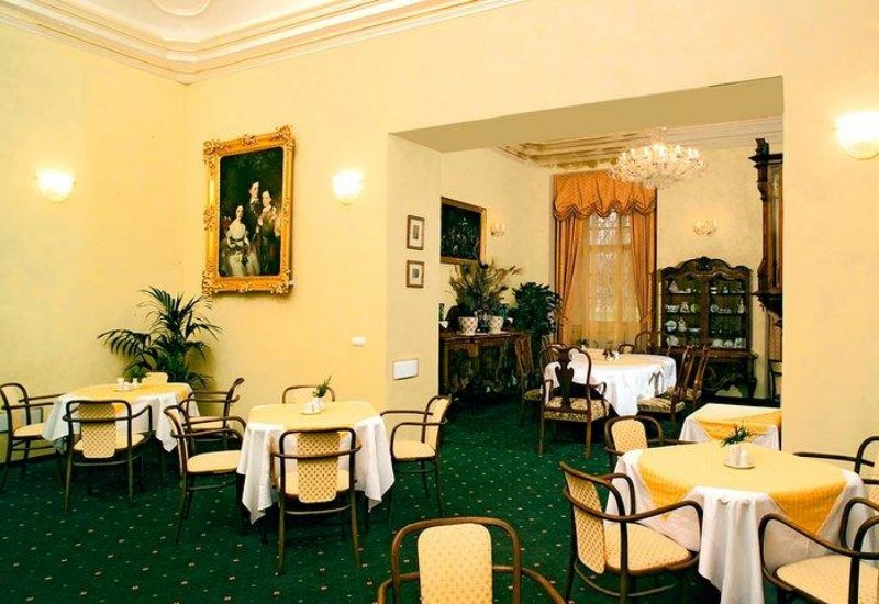 Zámecký hotel a restaurace Liblice