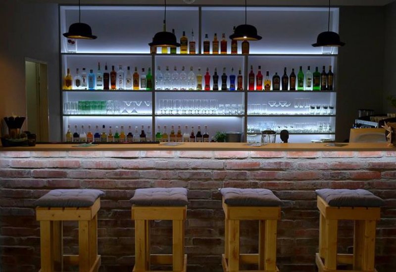 Caffe &amp; Cocktail Bar Mareli
