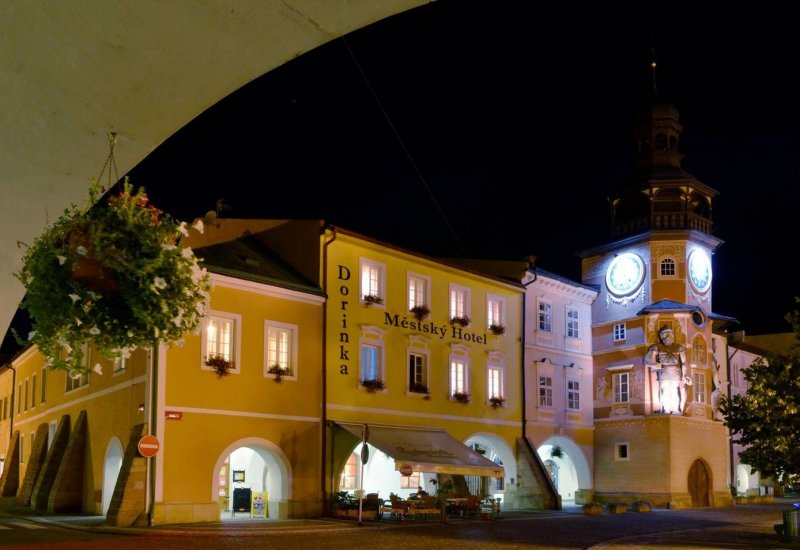 Městský hotel Dorinka Hostinné