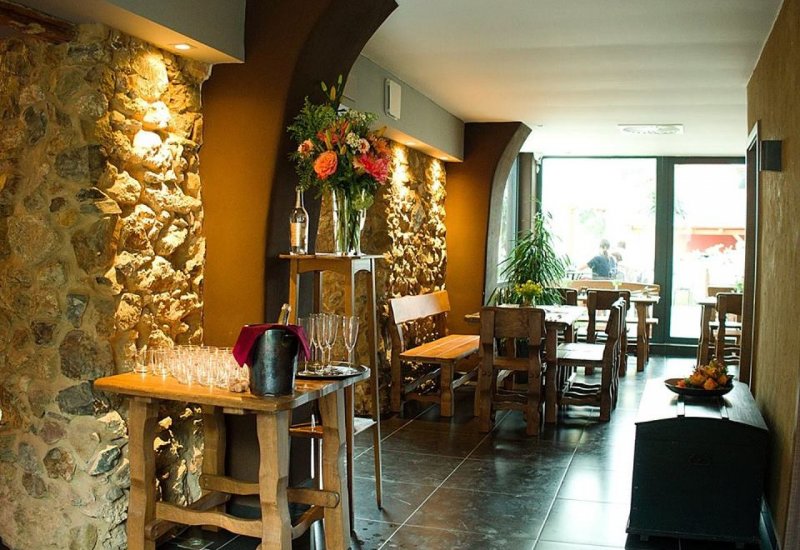 Farm Table