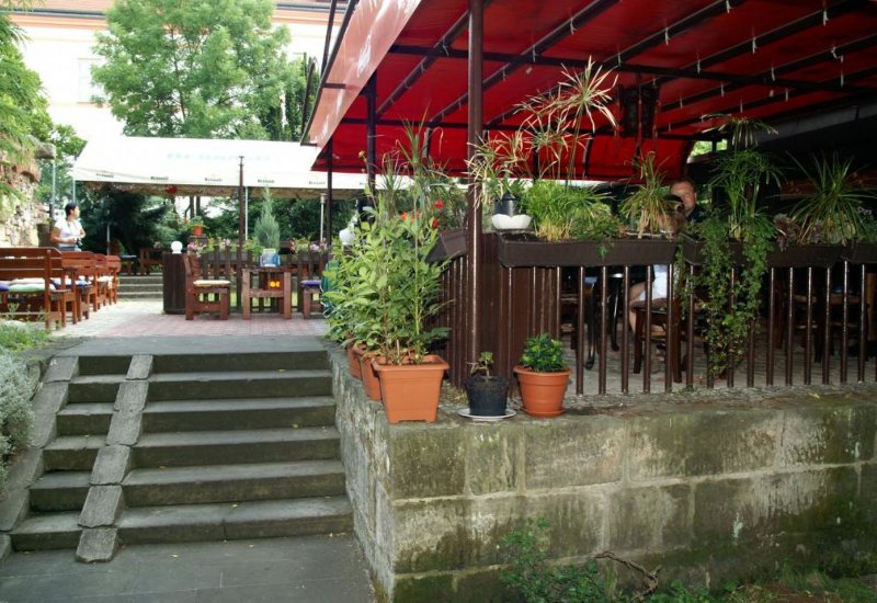 Čínská restaurace U Bílého koníčka