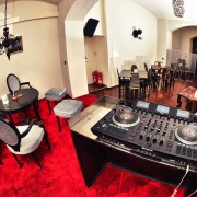 ONETWOBAR &amp; GALLERY