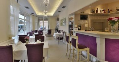Gurman Cafe & Restaurant