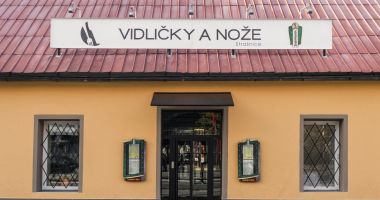 Vidličky a nože Strašnice
