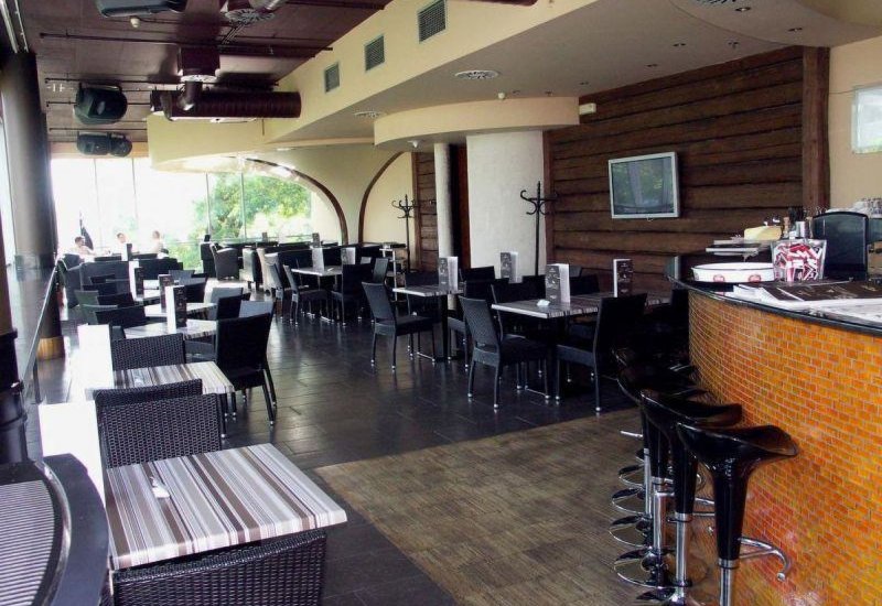 Coffee &amp; Restaurant Lighthouse