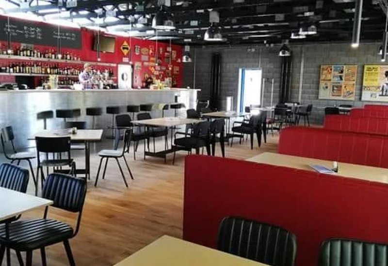 Retro pub