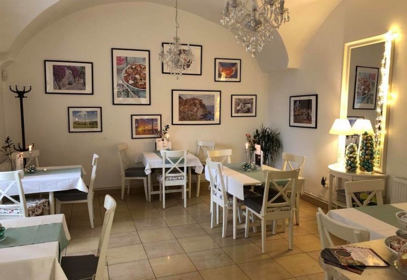Bond Caffé Jičín