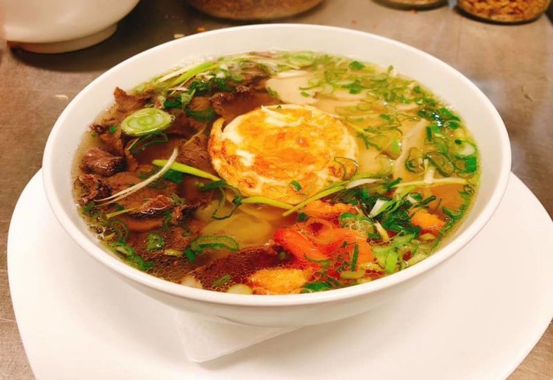 Lee Cook Authentic Vietnamese Bistro