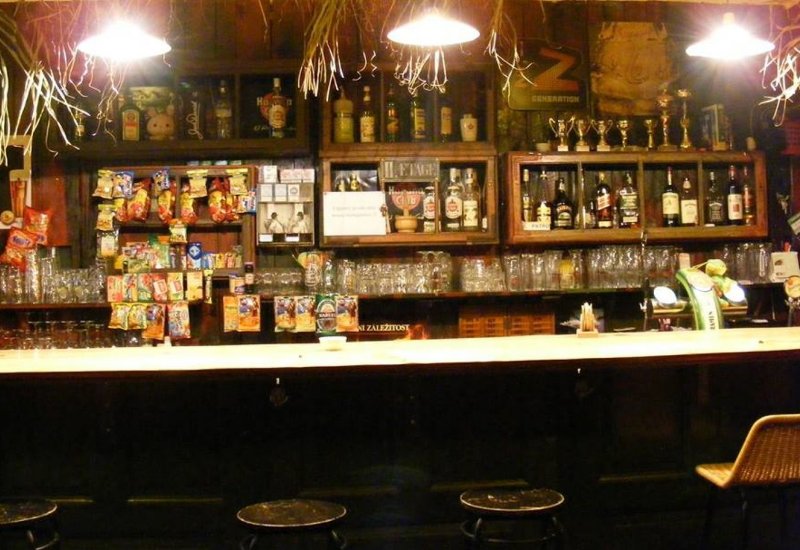 Bar Druhý Patro u Wlastiček