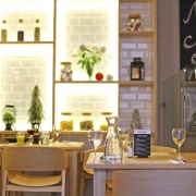 Pizzeria Di Carlo Kantýna Lhotka