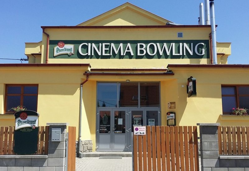Cinema bowling