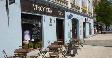 Vinotéka Správná adresa