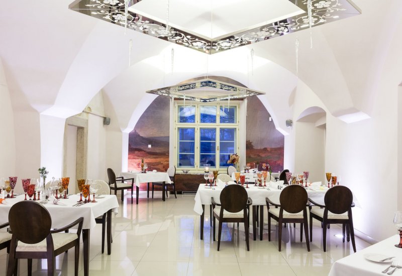 Zámecká restaurace Honoria (Chateau Herálec)