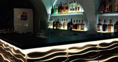 Zebra Bar & Karaoke