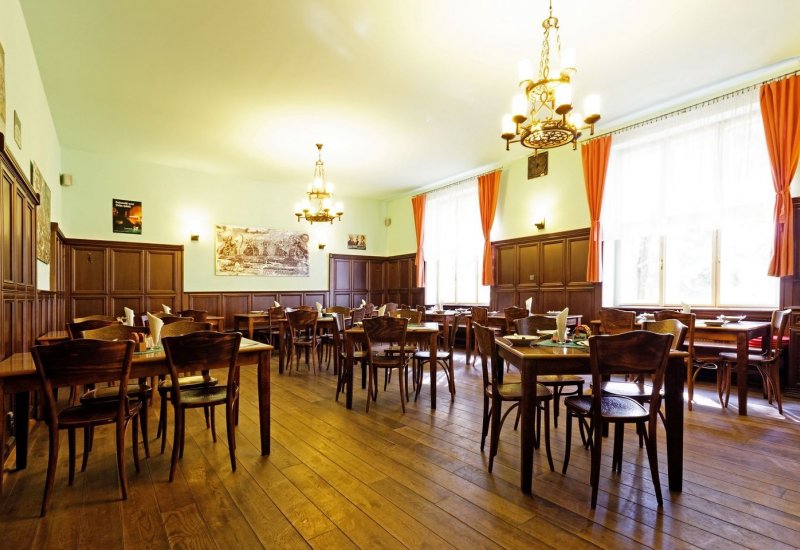 Zámecká restaurace Lysice