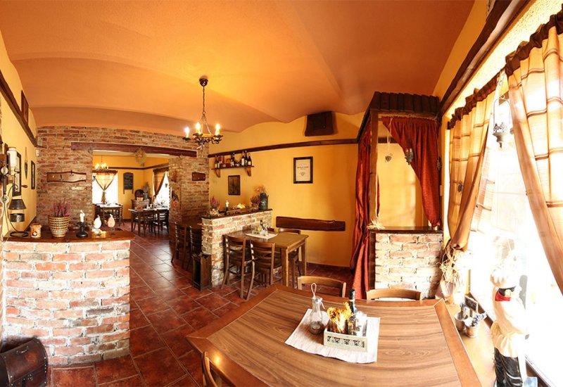 Dinos Restaurant