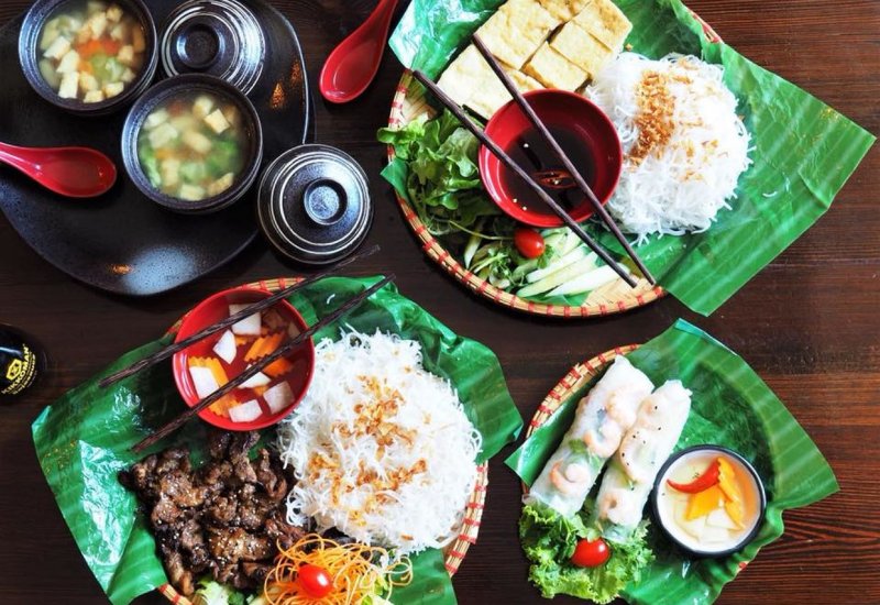 Táo Viet Nam Home Cooking &amp; Sushi Bar