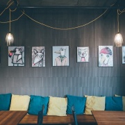 Café &amp; Bistro Bílá Vrána