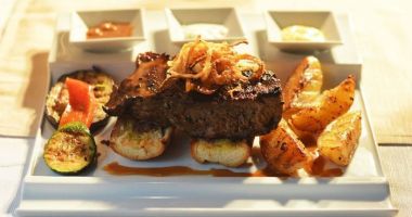Steak grill James