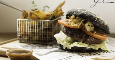 STEAK & BURGER