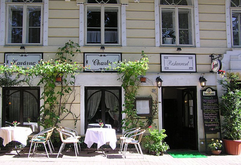 Restaurant Charlie Apartment