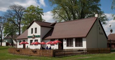 Trio Bar Holubov