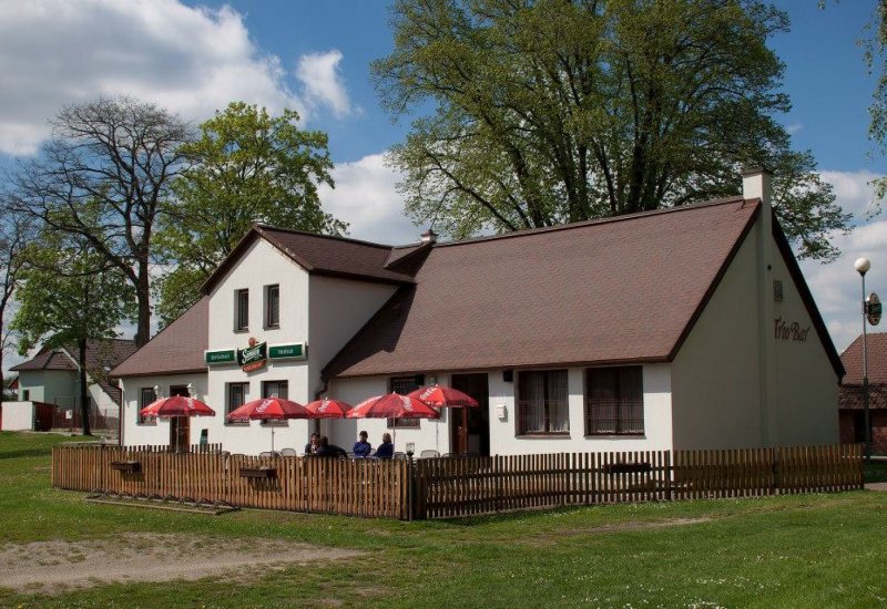 Trio Bar Holubov