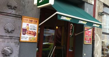 Subway Karmelitská