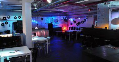 Experiment Art & Lounge club