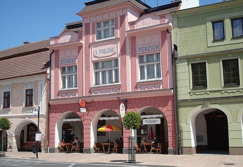 Restaurace V Podloubí