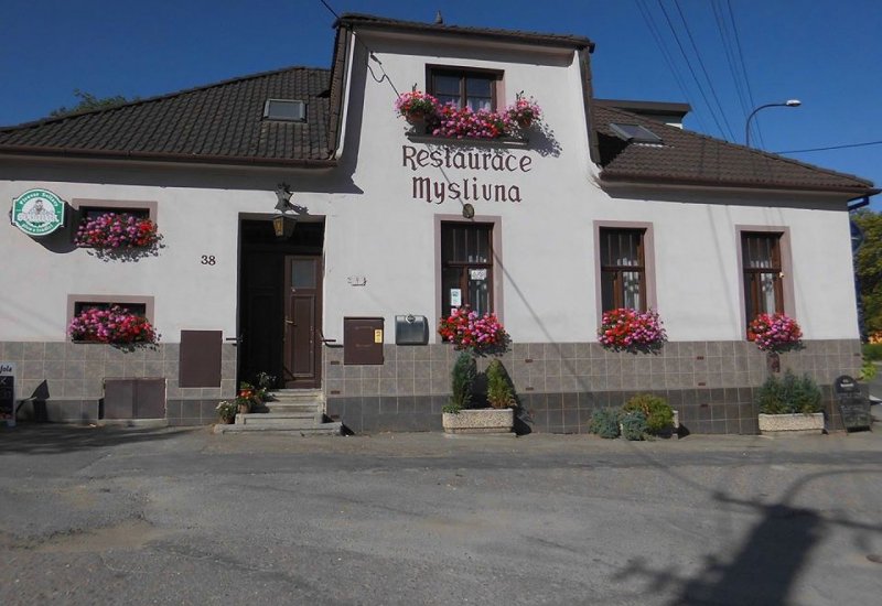 Myslivna Sychotín