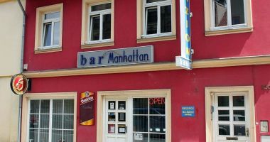 Bar Manhattan